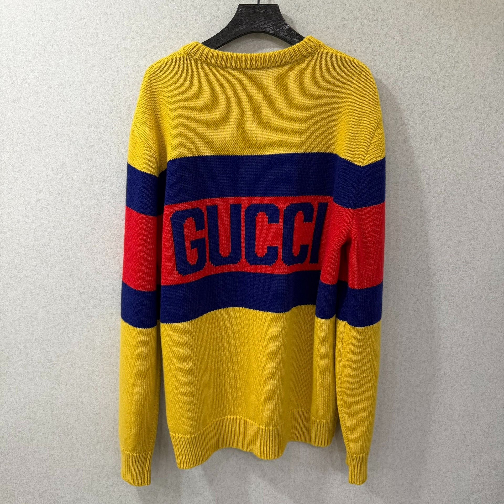 Gucci Gucci Limited Sweater S Women Size S / US 4 / IT 40 - 2 Thumbnail