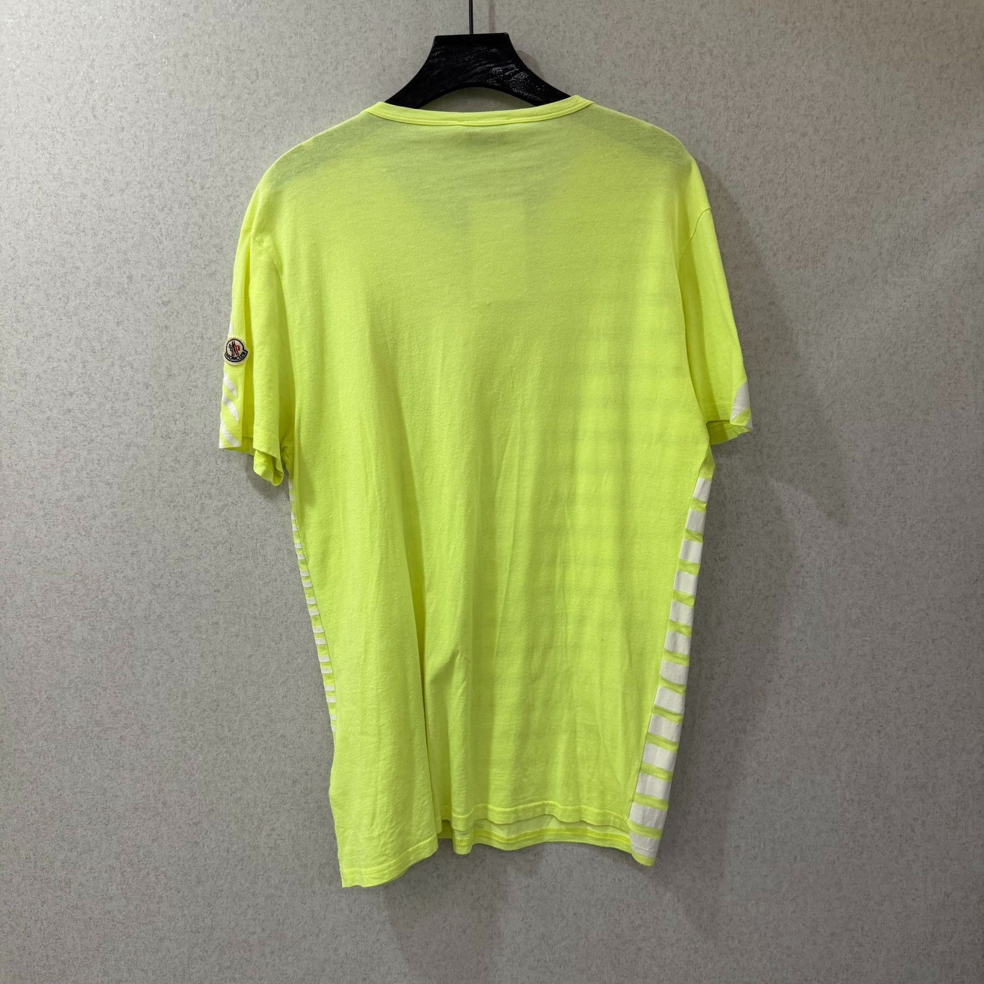 Moncler Moncler Yellow T-Shirt l Men Size US L / EU 52-54 / 3 - 2 Thumbnail