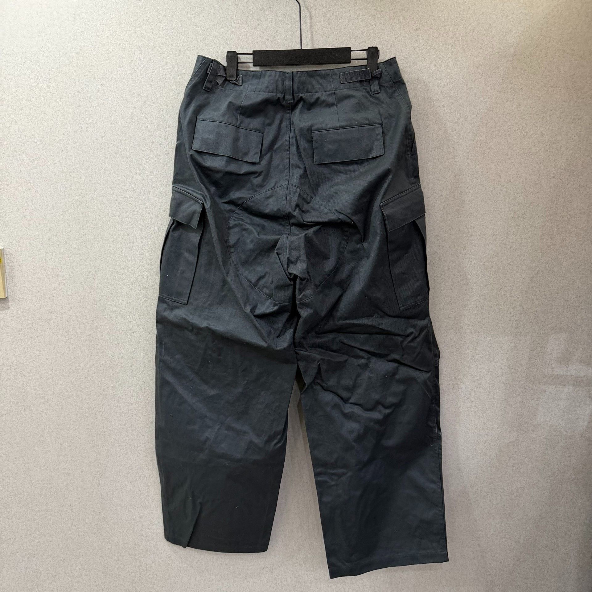 Balenciaga Balenciaga Cargo Casual Pants 32 Men Size US 32 / EU 48 - 2 Thumbnail