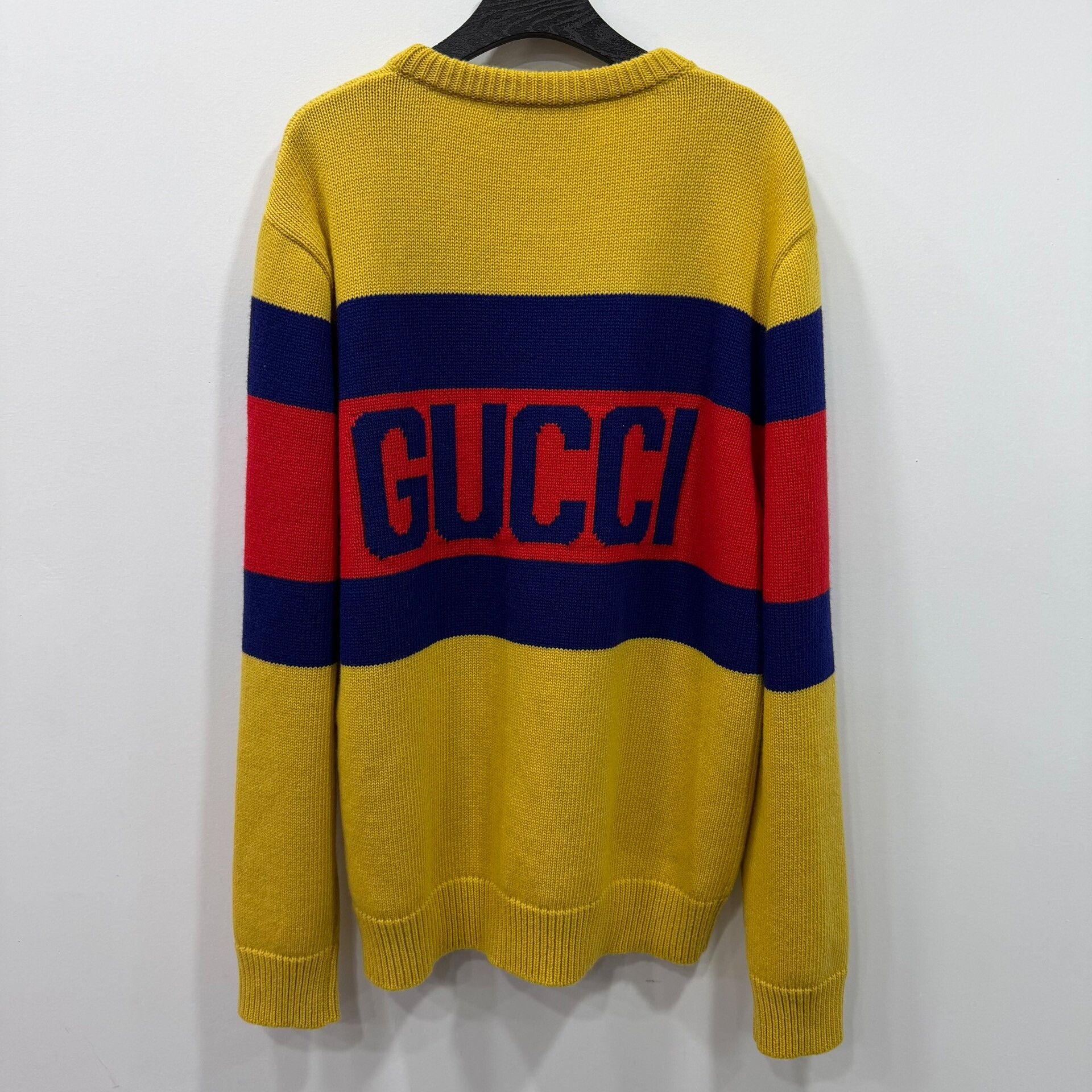 Gucci Gucci Limited Sweater S Women Size S / US 4 / IT 40 - 2 Thumbnail