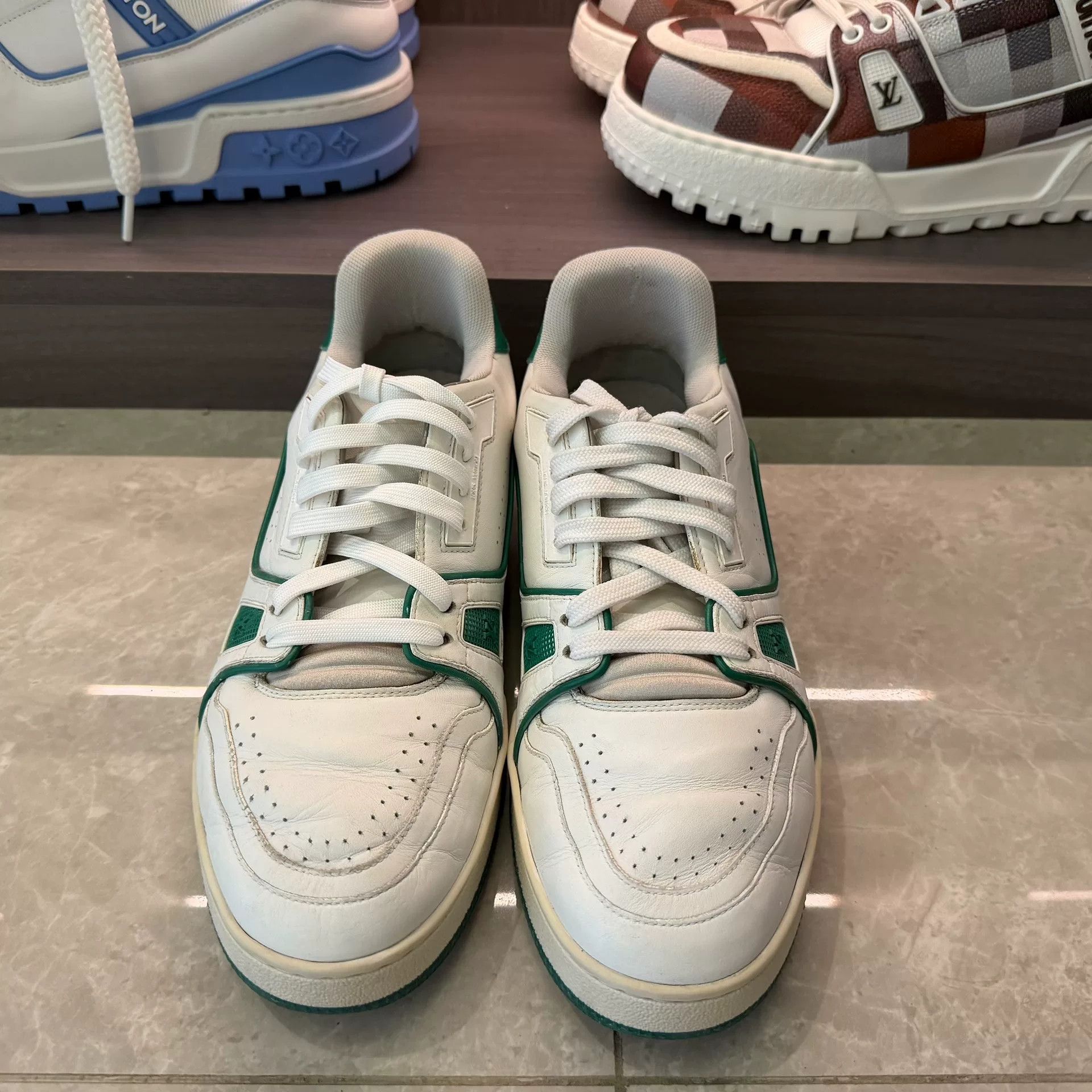 Louis Vuitton Louis Vuitton Training Green Lowtop Sneakers 8 Men Size US 8 / EU 41 - 4 Thumbnail