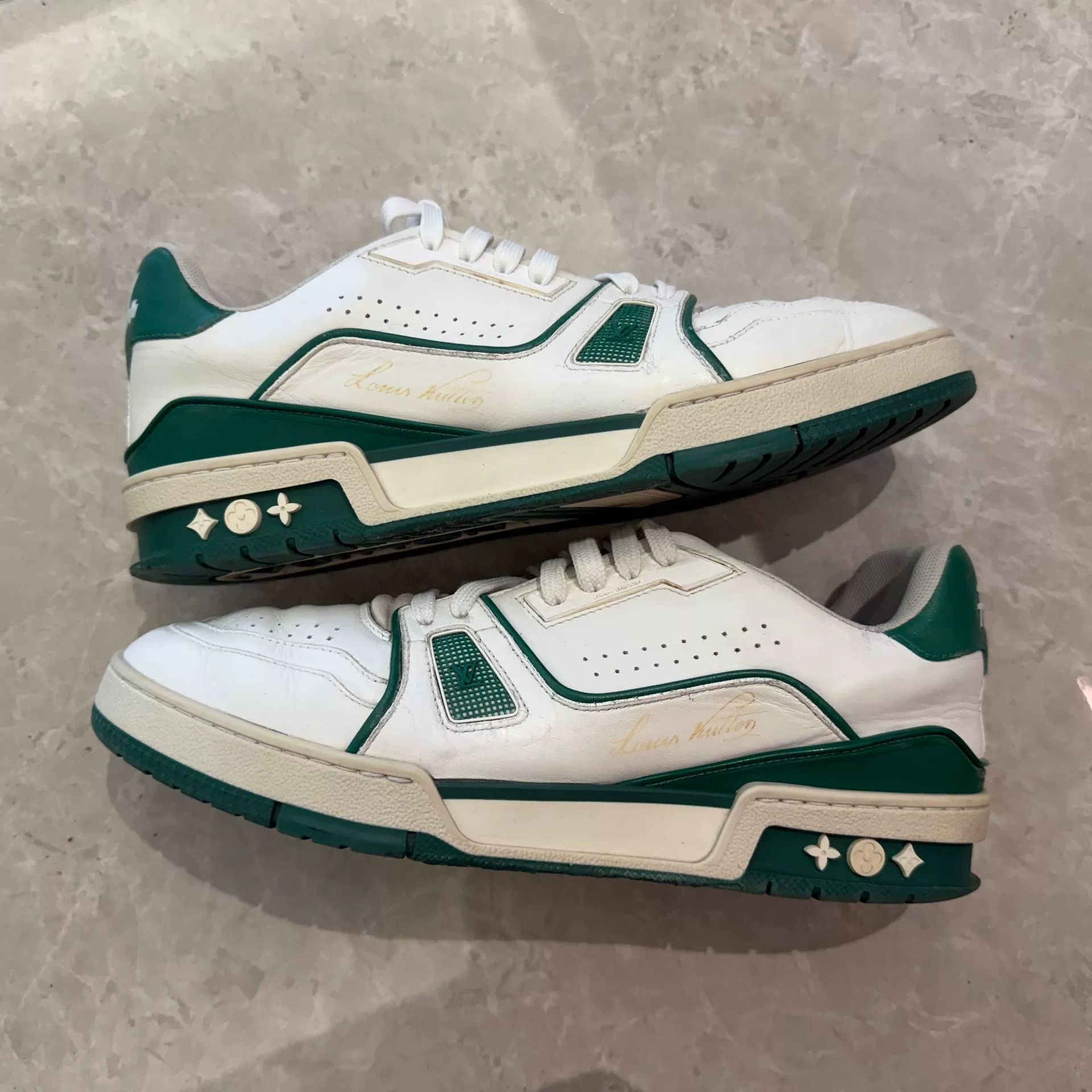 Louis Vuitton Louis Vuitton Training Green Lowtop Sneakers 8 Men Size US 8 / EU 41 - 2 Thumbnail