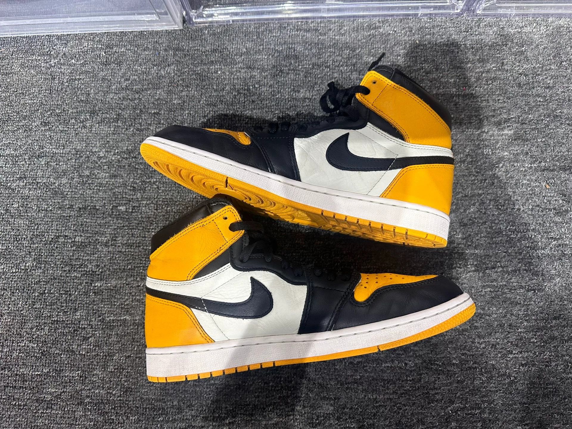 Nike Nike AIR JORDAN Yellow Lowtop Sneakers 11 Men Size US 11 / EU 44 - 3 Thumbnail