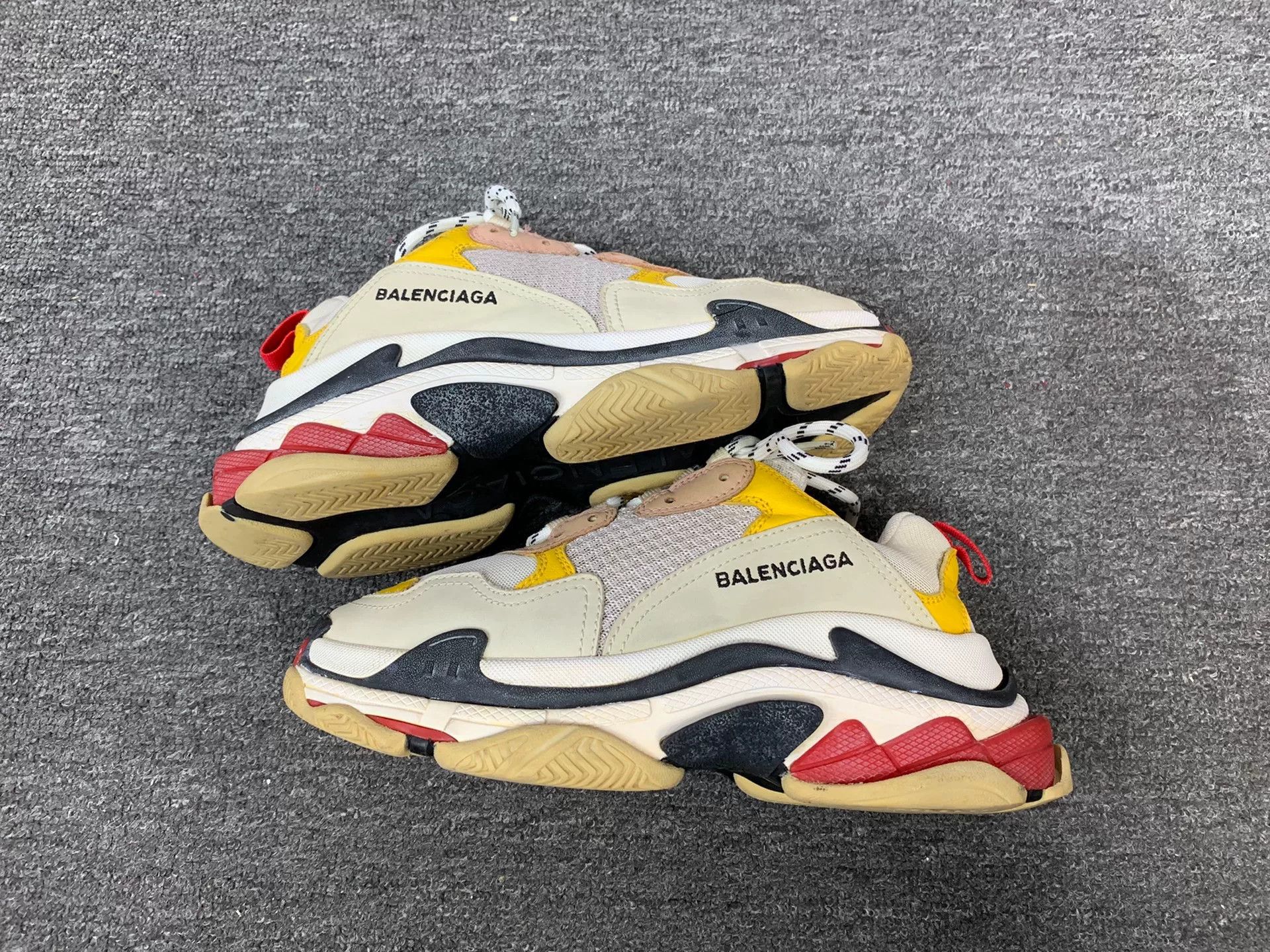 Balenciaga Balenciaga Lowtop Sneakers 5.5 Men Size US 5.5 / EU 38 - 2 Thumbnail