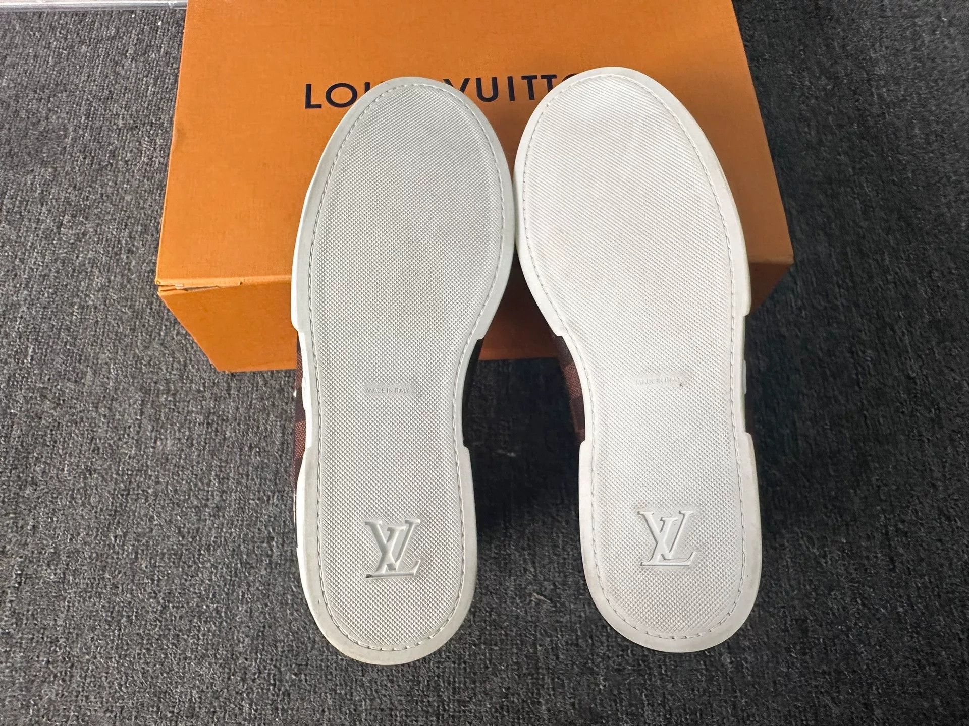 Louis Vuitton Louis Vuitton Rare Multi Hitop Sneakers 9 Men Size US 9 / EU 42 - 6 Thumbnail