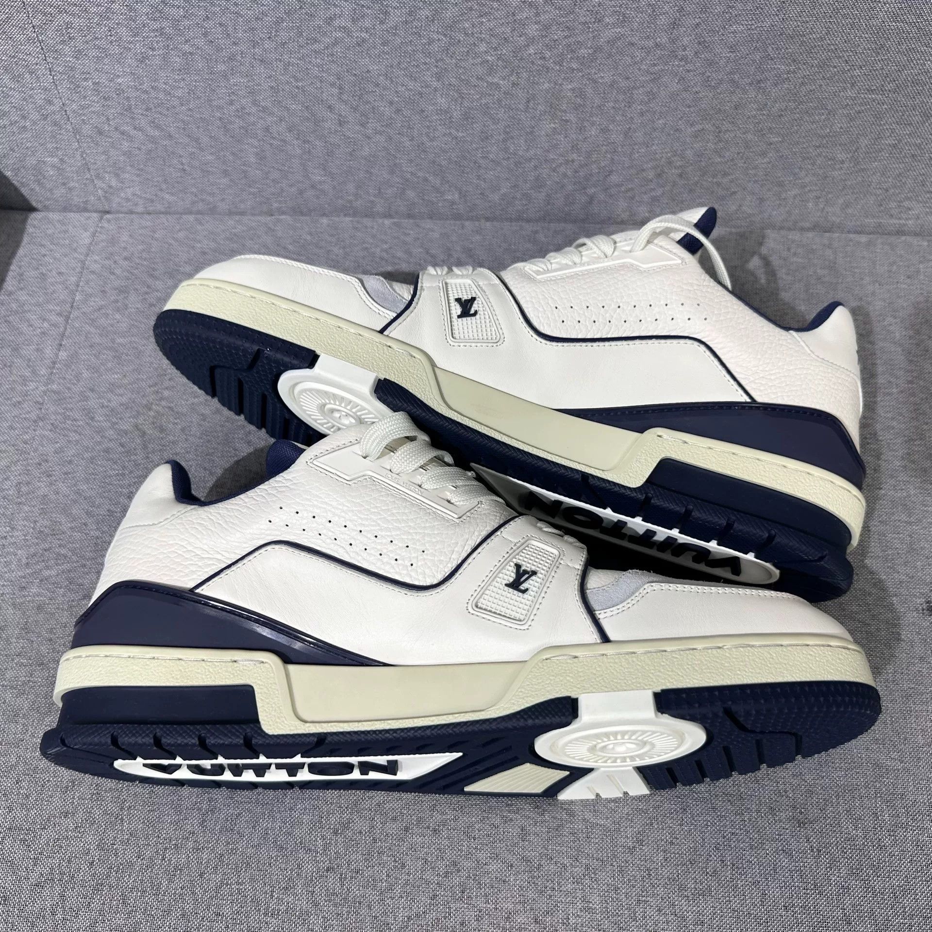 Louis Vuitton Louis Vuitton Training Blue Lowtop Sneakers 10 Men Size US 10 / EU 43 - 3 Thumbnail