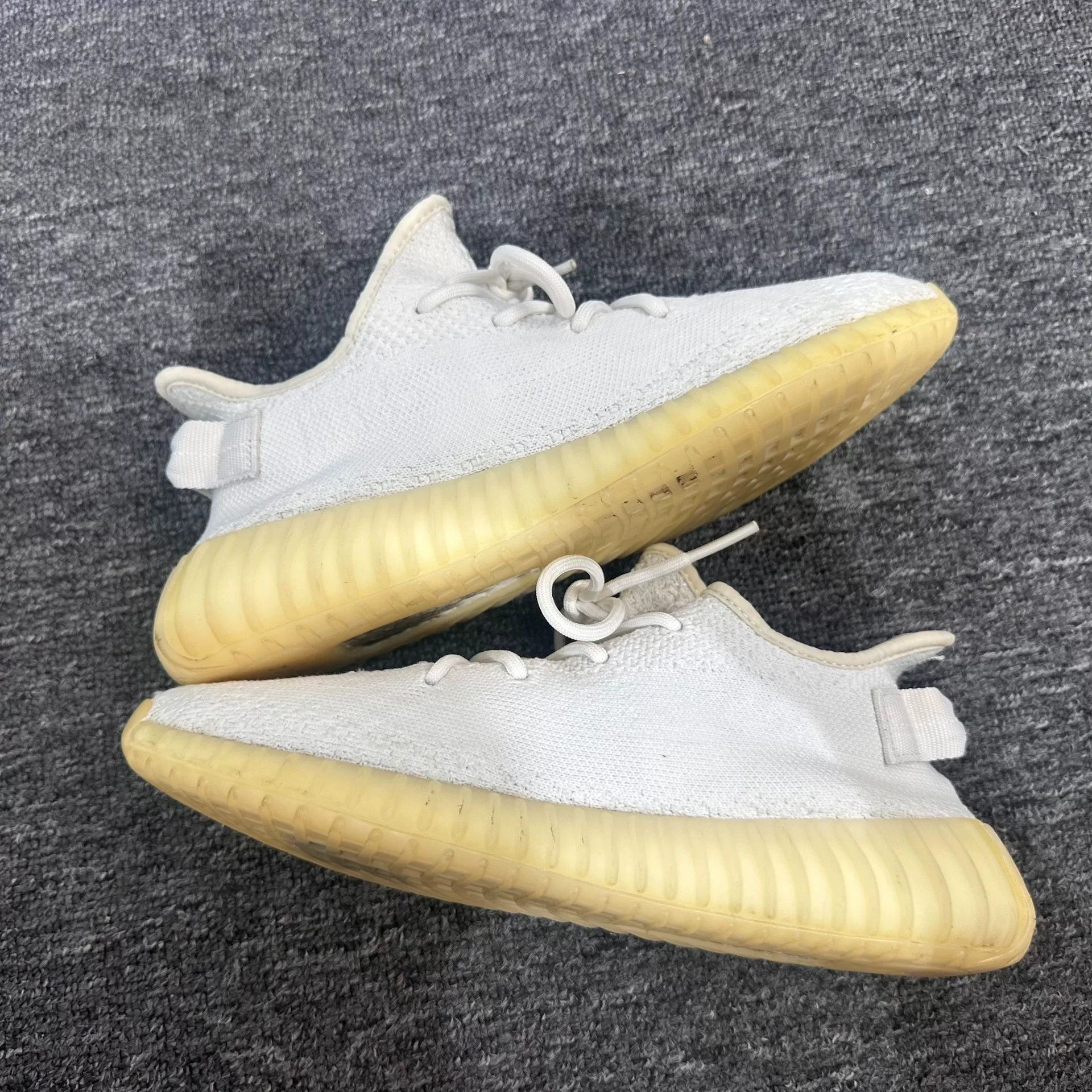 Adidas Adidas YEEZY White Lowtop Sneakers 9 Men Size US 9 / EU 42 - 2 Thumbnail
