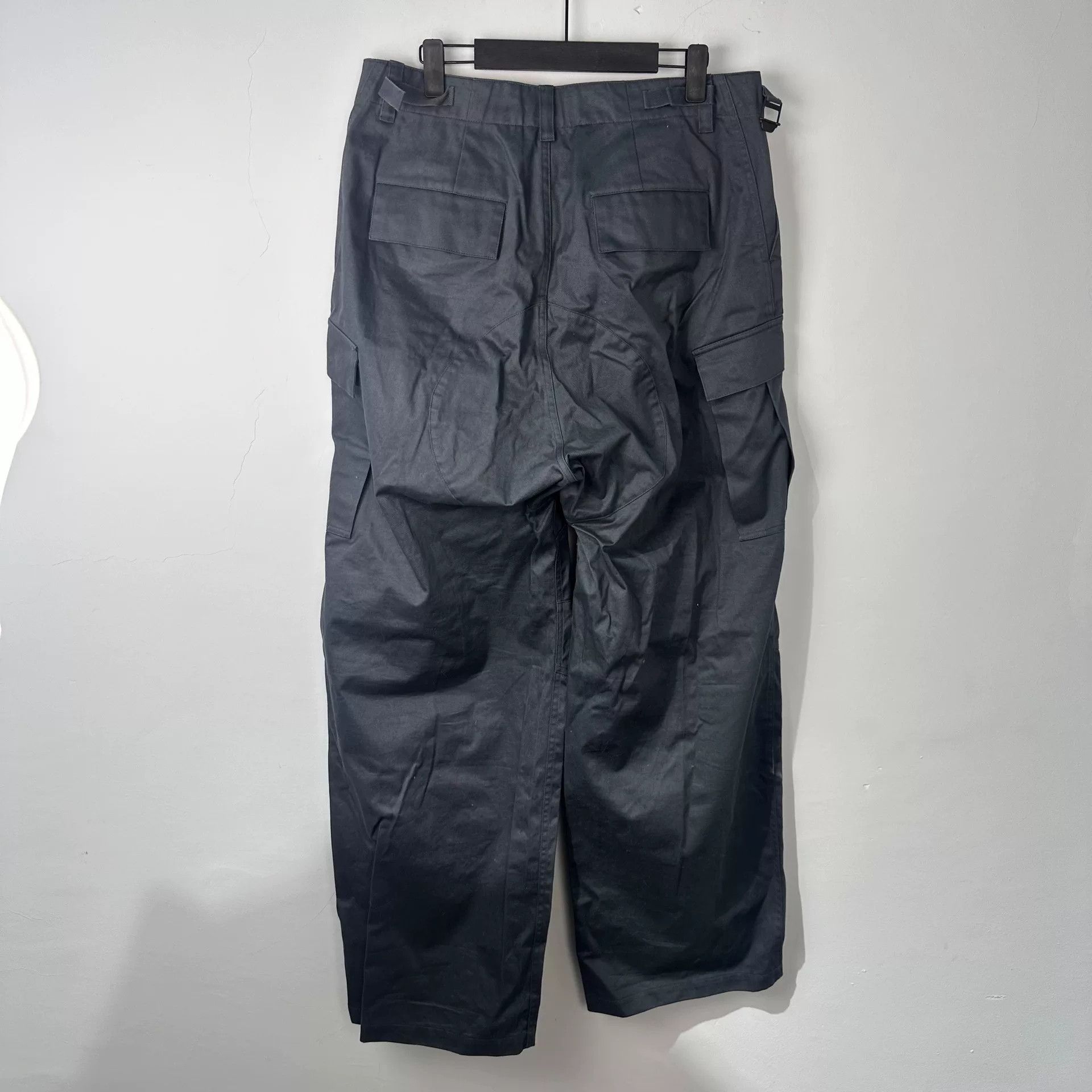 Balenciaga Balenciaga Cargo Casual Pants 32 Men Size US 32 / EU 48 - 2 Thumbnail