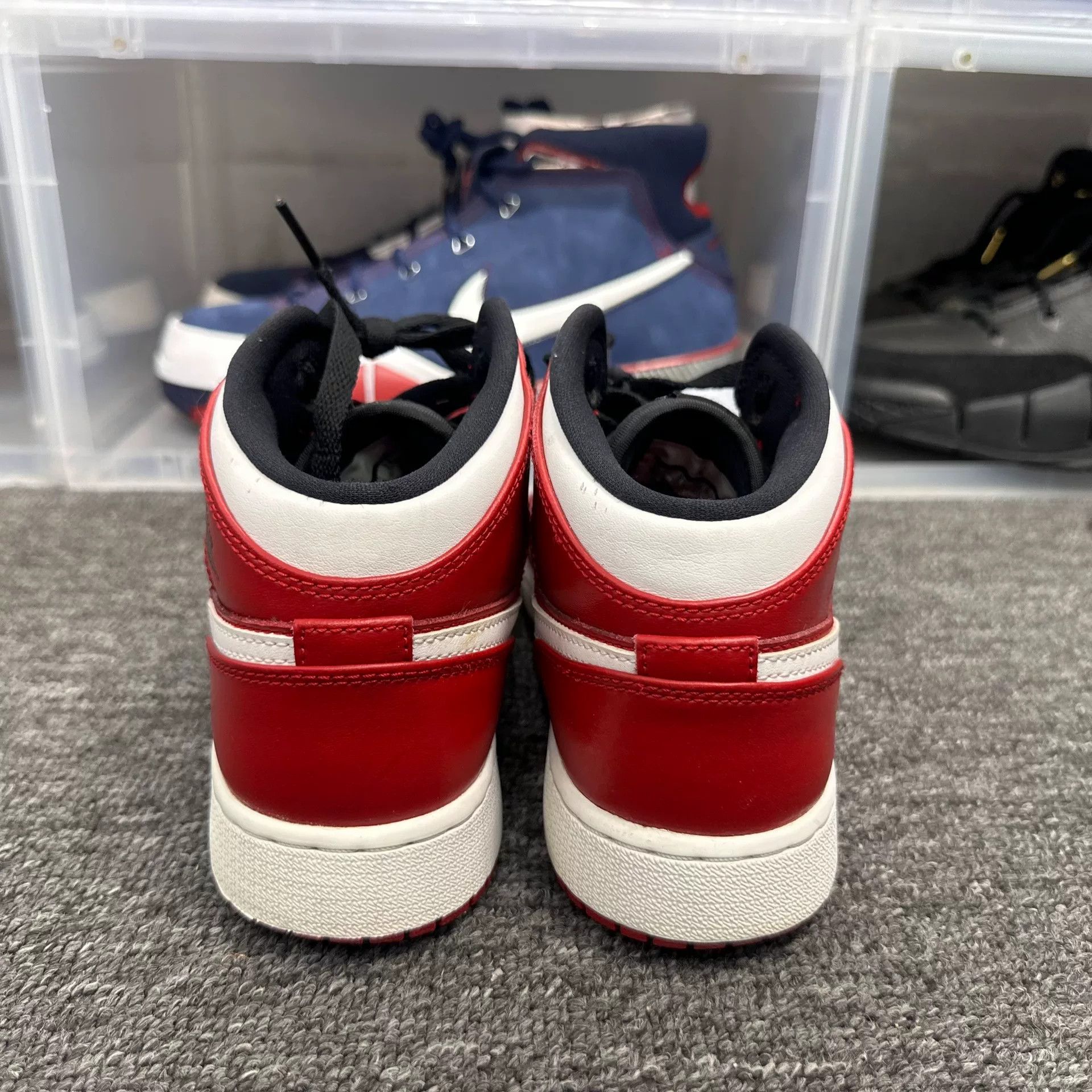 Nike Nike Red Lowtop Sneakers 5.5 Men Size US 5.5 / EU 38 - 5 Thumbnail