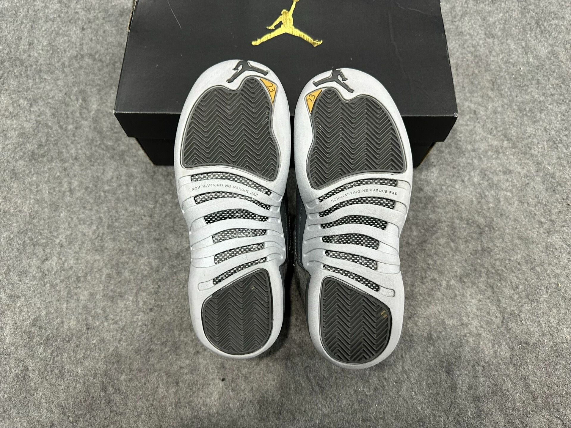 Nike Nike AJ12 Orange Lowtop Sneakers 10 Men Size US 10 / EU 43 - 6 Thumbnail