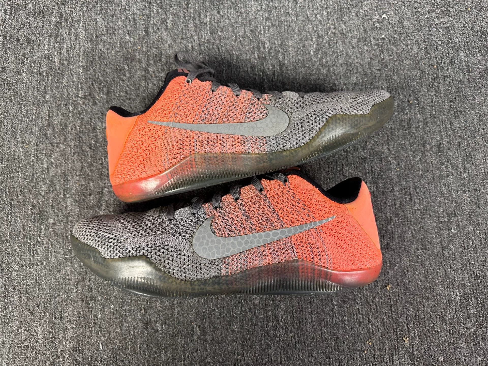 Nike Nike KOBE Orange Lowtop Sneakers 9 Men Size US 9 / EU 42 - 2 Thumbnail