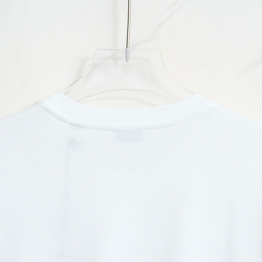 Burberry Burberry Unisex Logo Solid T-Shirt Size US M / EU 48-50 / 2 - 5 Thumbnail