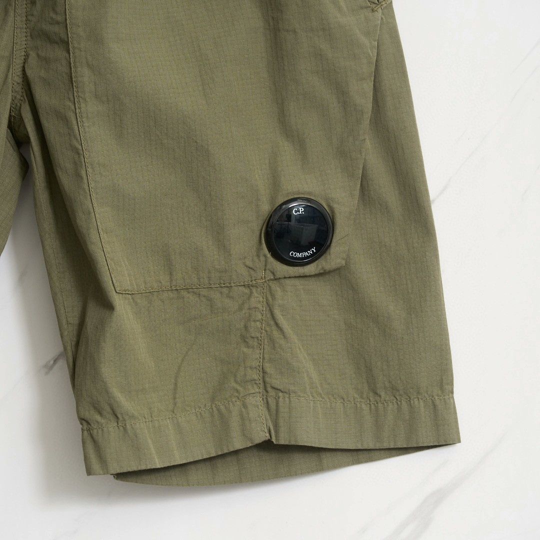 C.P. Company C.P. Company Men's Cargo Shorts Size US 30 / EU 46 - 3 Thumbnail