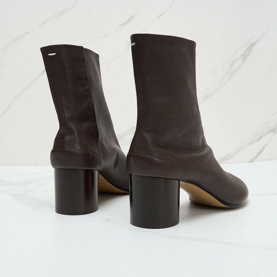 Maison Margiela Maison Margiela Women's Tabi Split-Toe Ankle Boots Size US 7 / IT 37 - 6 Thumbnail