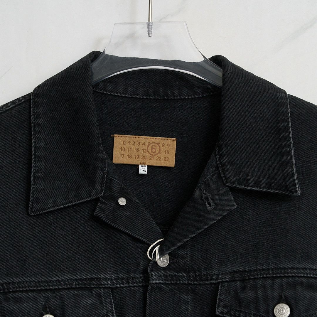 MM6 Maison Margiela MM6 Women's Washed Denim Jacket Size M / US 6-8 / IT 42-44 - 2 Thumbnail