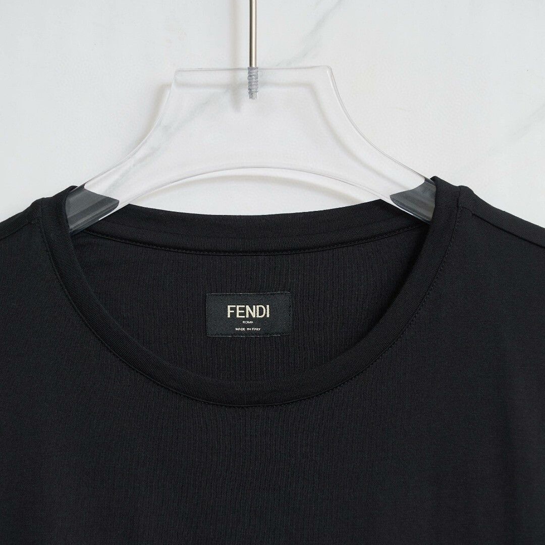 Fendi Fendi Unisex Patch Round Neck T-Shirt Size US M / EU 48-50 / 2 - 2 Thumbnail