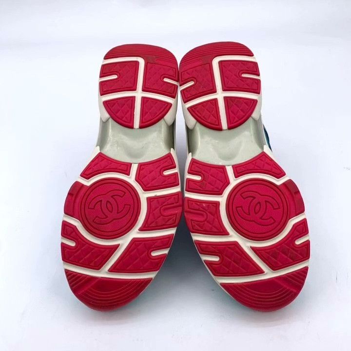 Chanel Chanel Logo Sneakers Size 37 Size US 6 / IT 36 - 5 Thumbnail