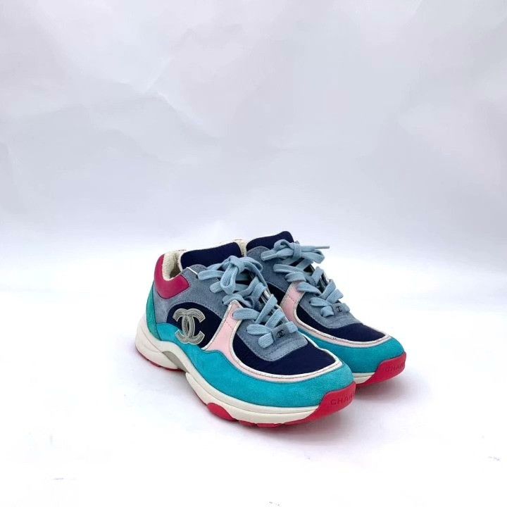 Chanel Chanel Logo Sneakers Size 37 Size US 6 / IT 36 - 2 Thumbnail