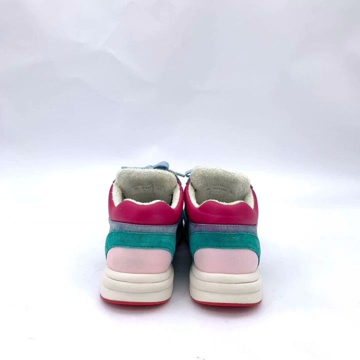 Chanel Chanel Logo Sneakers Size 37 Size US 6 / IT 36 - 4 Thumbnail