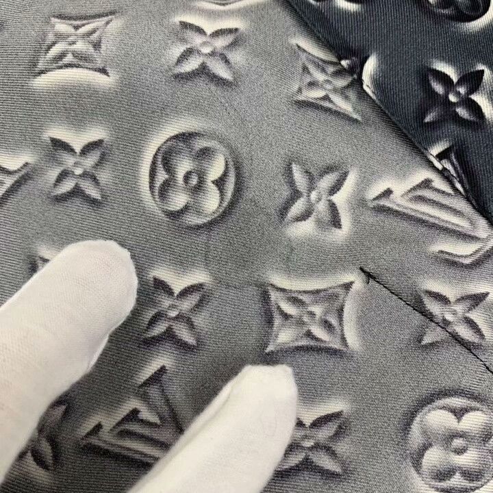 Louis Vuitton Louis Vuitton Monogram Silk Shirt Size XS / US 0-2 / IT 36-38 - 9 Thumbnail