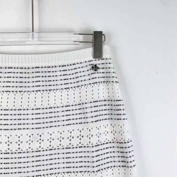 Chanel Chanel Colorblock Openwork Stripe Knit Skirt Size 36" / US 14 / IT 50 - 3 Thumbnail