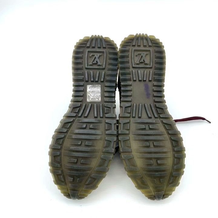 Louis Vuitton Louis Vuitton Runaway Red Snake Print Sneakers Size US 6 / IT 36 - 5 Thumbnail