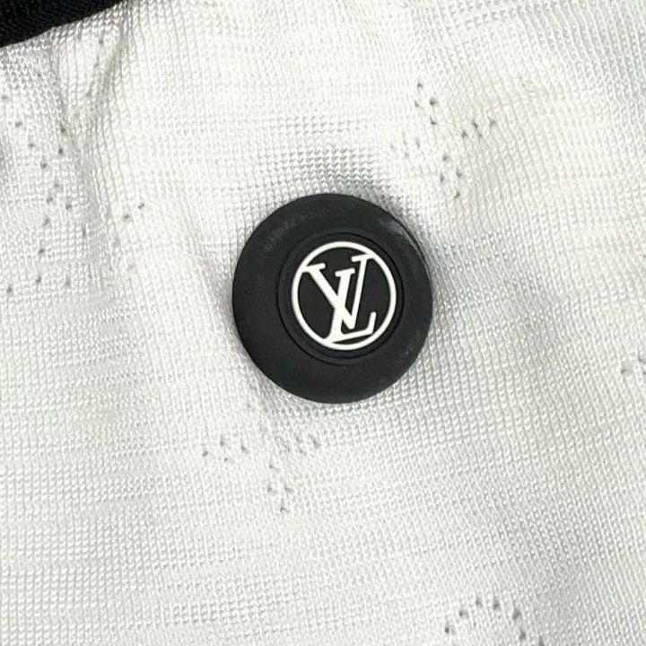 Louis Vuitton Louis Vuitton White Logo Monogram Drawstring Shorts Size 32" / US 10 / IT 46 - 5 Thumbnail