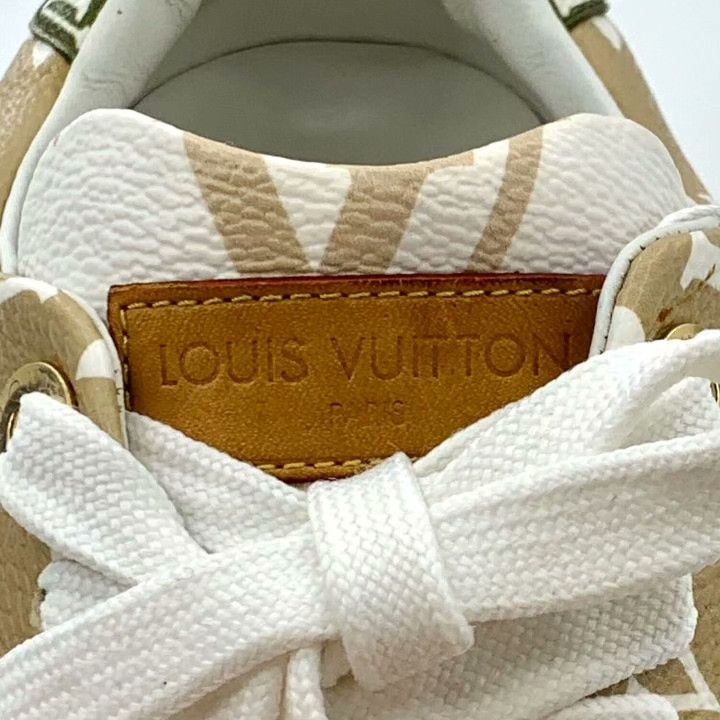 Louis Vuitton Louis Vuitton Tine Out Logo Flat Sneakers Size US 4.5 / IT 34.5 - 6 Thumbnail