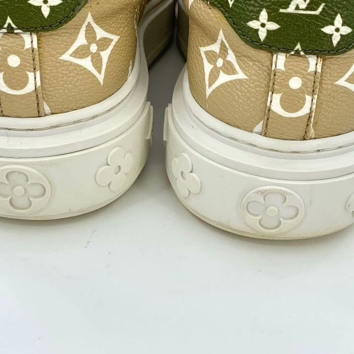 Louis Vuitton Louis Vuitton Tine Out Logo Flat Sneakers Size US 4.5 / IT 34.5 - 9 Thumbnail