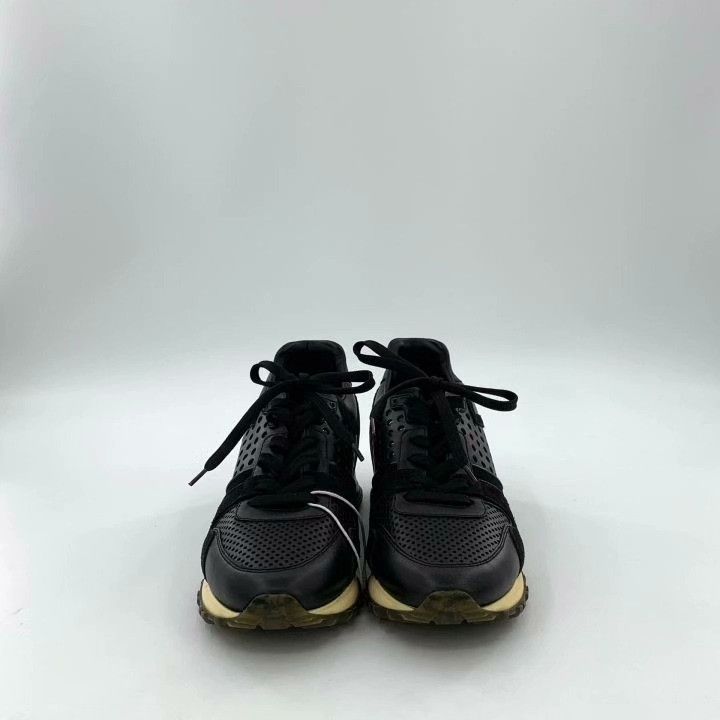 Louis Vuitton Louis Vuitton Black Casual Flat Sneakers Size US 5.5 / IT 35.5 - 3 Thumbnail