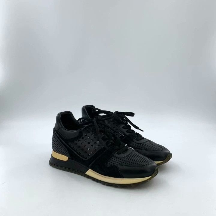 Louis Vuitton Louis Vuitton Black Casual Flat Sneakers Size US 5.5 / IT 35.5 - 2 Thumbnail