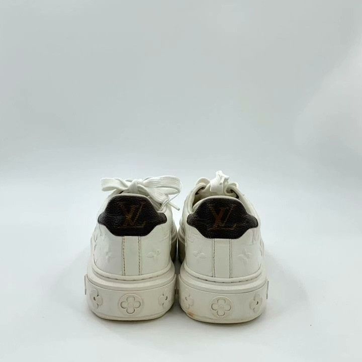 Louis Vuitton Louis Vuitton Time Out White Logo Sneakers Size US 5 / IT 35 - 4 Thumbnail