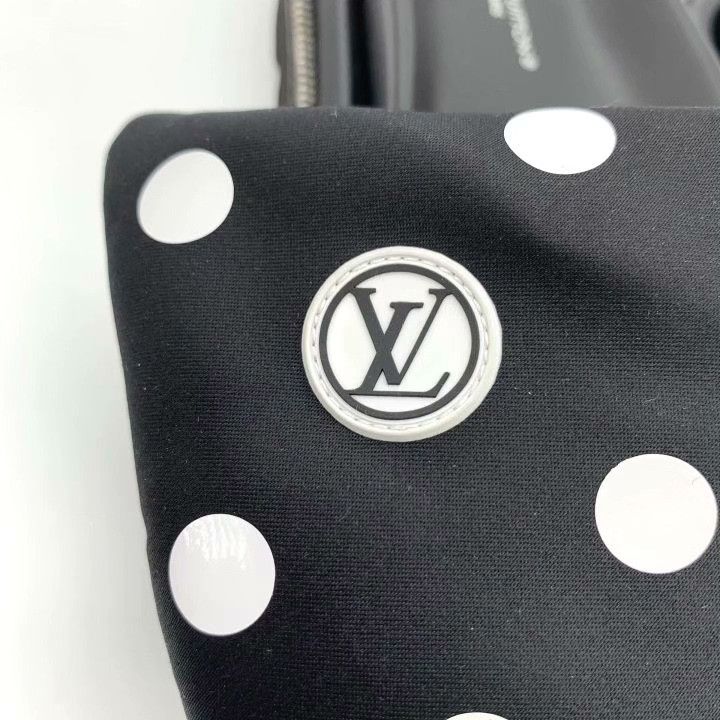 Louis Vuitton Louis Vuitton Pool Pillow Comfort Slippers Size US 5 / IT 35 - 8 Thumbnail