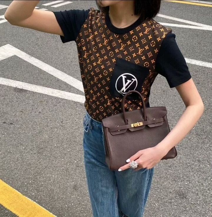 Louis Vuitton Louis Vuitton Monogram Cotton Crewneck T-shirt Size M / US 6-8 / IT 42-44 - 8 Thumbnail
