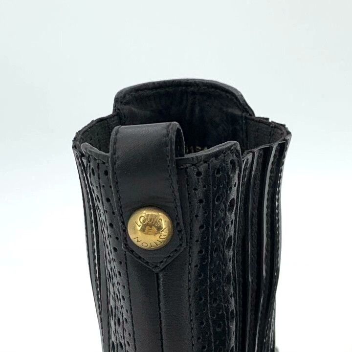 Louis Vuitton Louis Vuitton 37 Black Baroque Carved Leather Ankle Boots Size US 6 / IT 36 - 6 Thumbnail