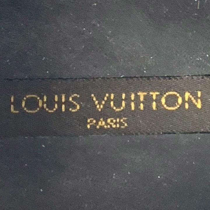 Louis Vuitton Louis Vuitton 37 Black Baroque Carved Leather Ankle Boots Size US 6 / IT 36 - 8 Thumbnail