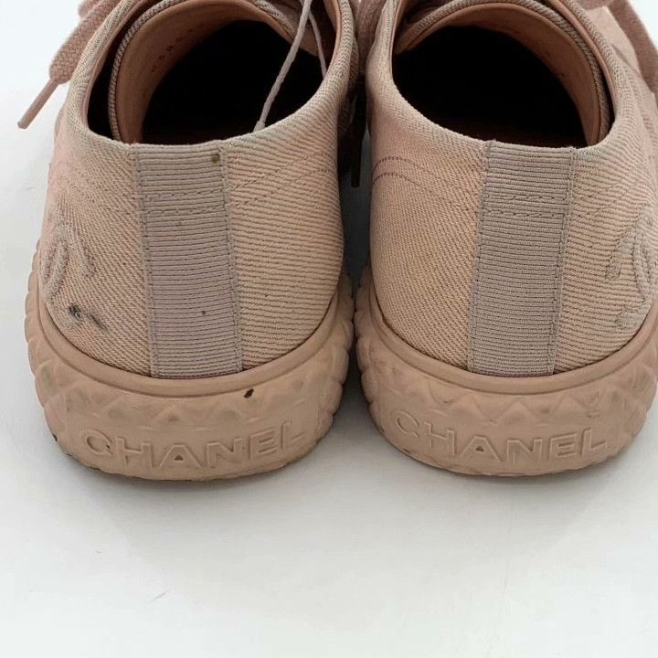 Chanel Chanel Pink Quilted Lace-Up Flat Shoes Size US 6 / IT 36 - 9 Thumbnail