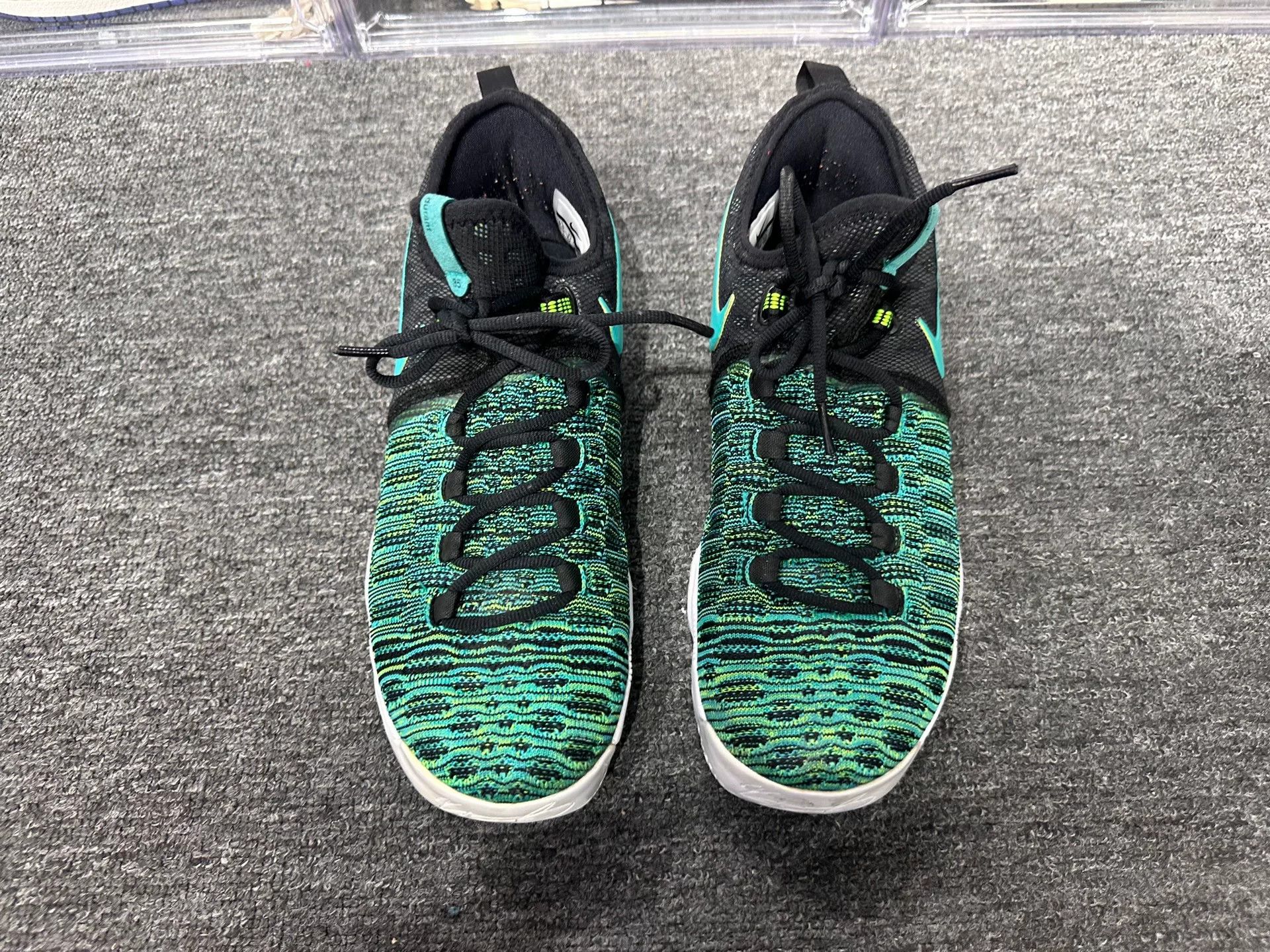 Nike Nike KD Lowtop Sneakers 10 Men Size US 10 / EU 43 - 4 Thumbnail