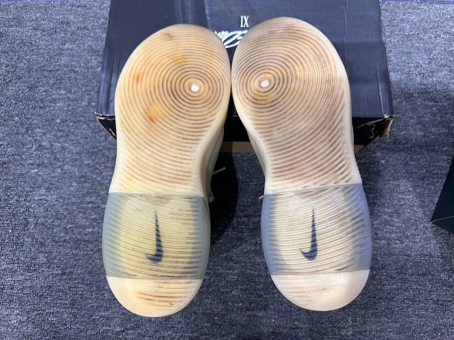 Fear of God Fear of God Retro Lowtop Sneakers 9 Men Size US 9 / EU 42 - 6 Thumbnail