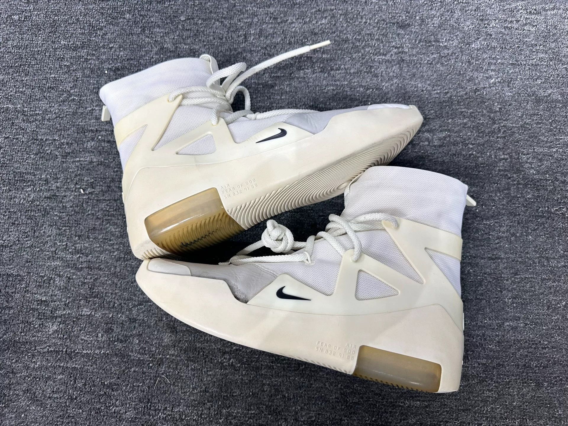 Fear of God Fear of God Retro White Hitop Sneakers 11 Men Size US 11 / EU 44 - 2 Thumbnail