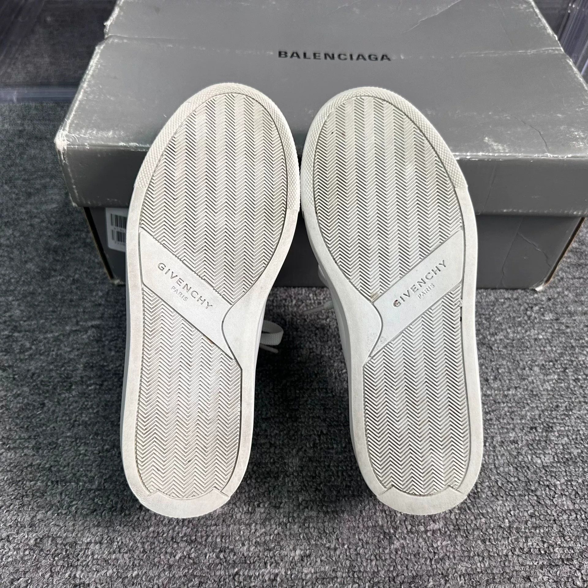 Givenchy Givenchy White Lowtop Sneakers 10 Men Size US 10 / EU 43 - 6 Thumbnail
