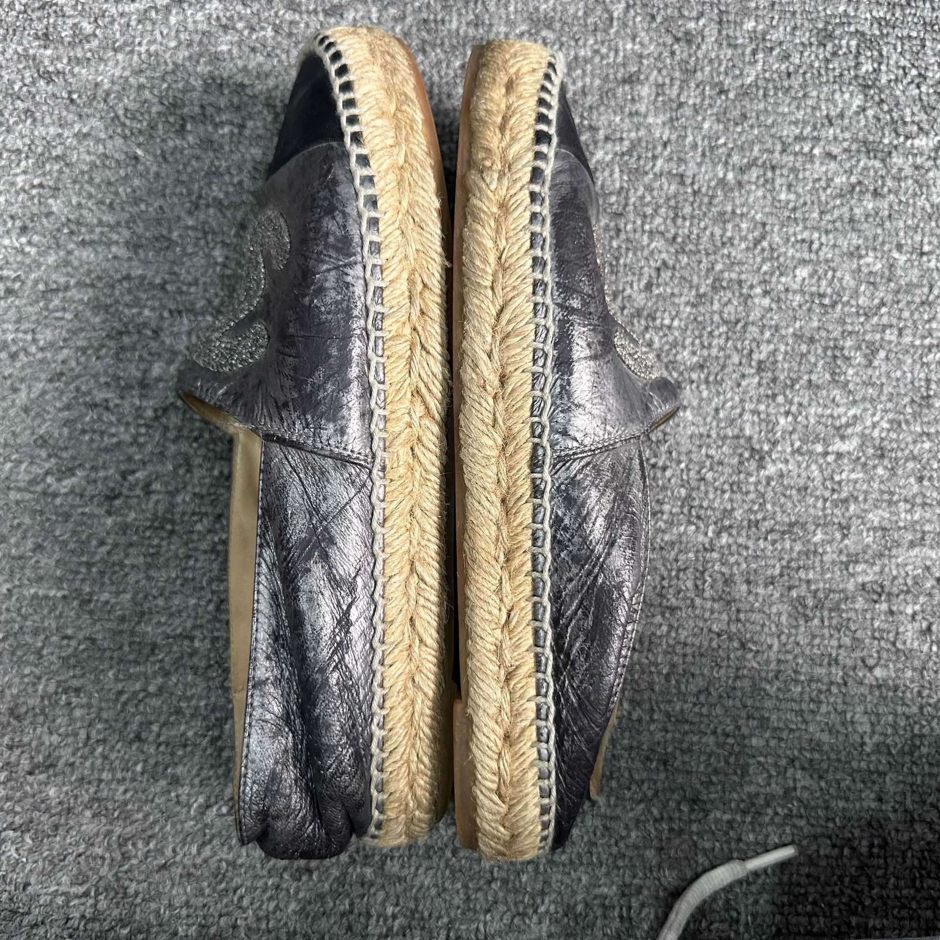 Chanel Chanel Patent Silver Lowtop Sneakers us_5 Women Size US 5 / IT 35 - 5 Thumbnail