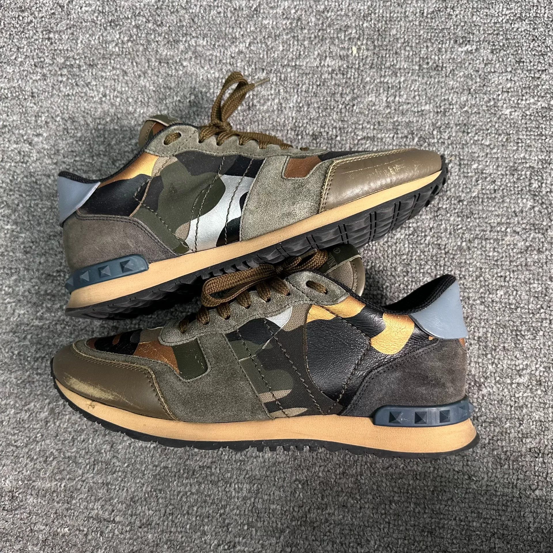 Valentino Valentino Camo Lowtop Sneakers 7 Men Size US 7 / EU 40 - 2 Thumbnail