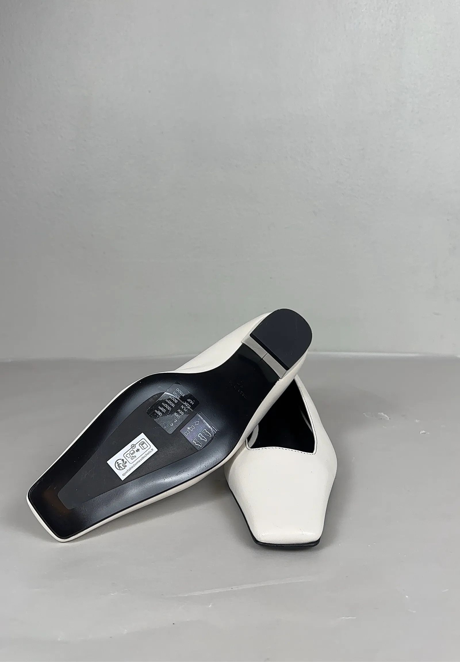 Cos Cos Heels Size US 7 / IT 37 - 5 Thumbnail