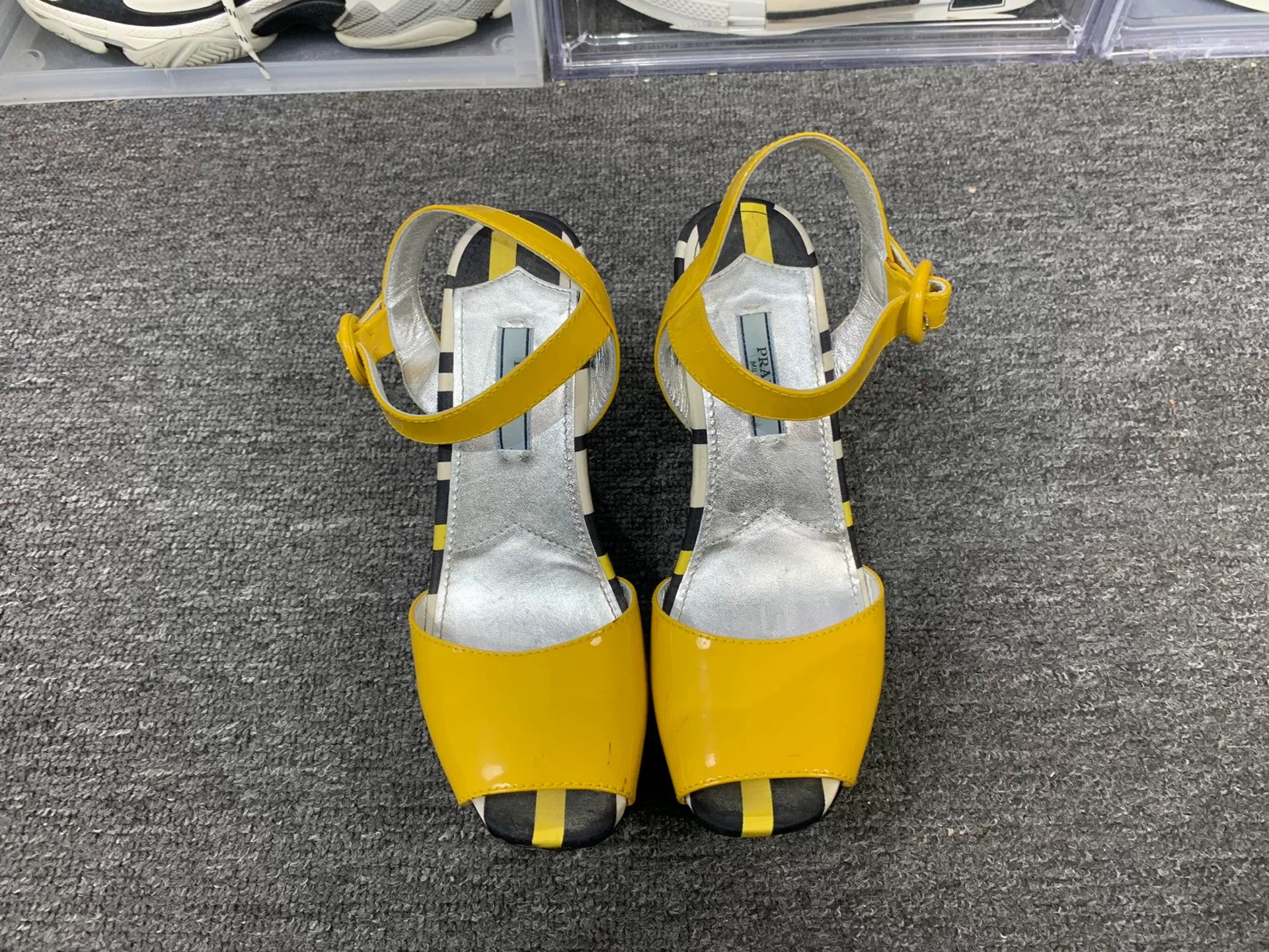 Prada Prada Sandals us_6 Women Size US 6 / IT 36 - 4 Thumbnail