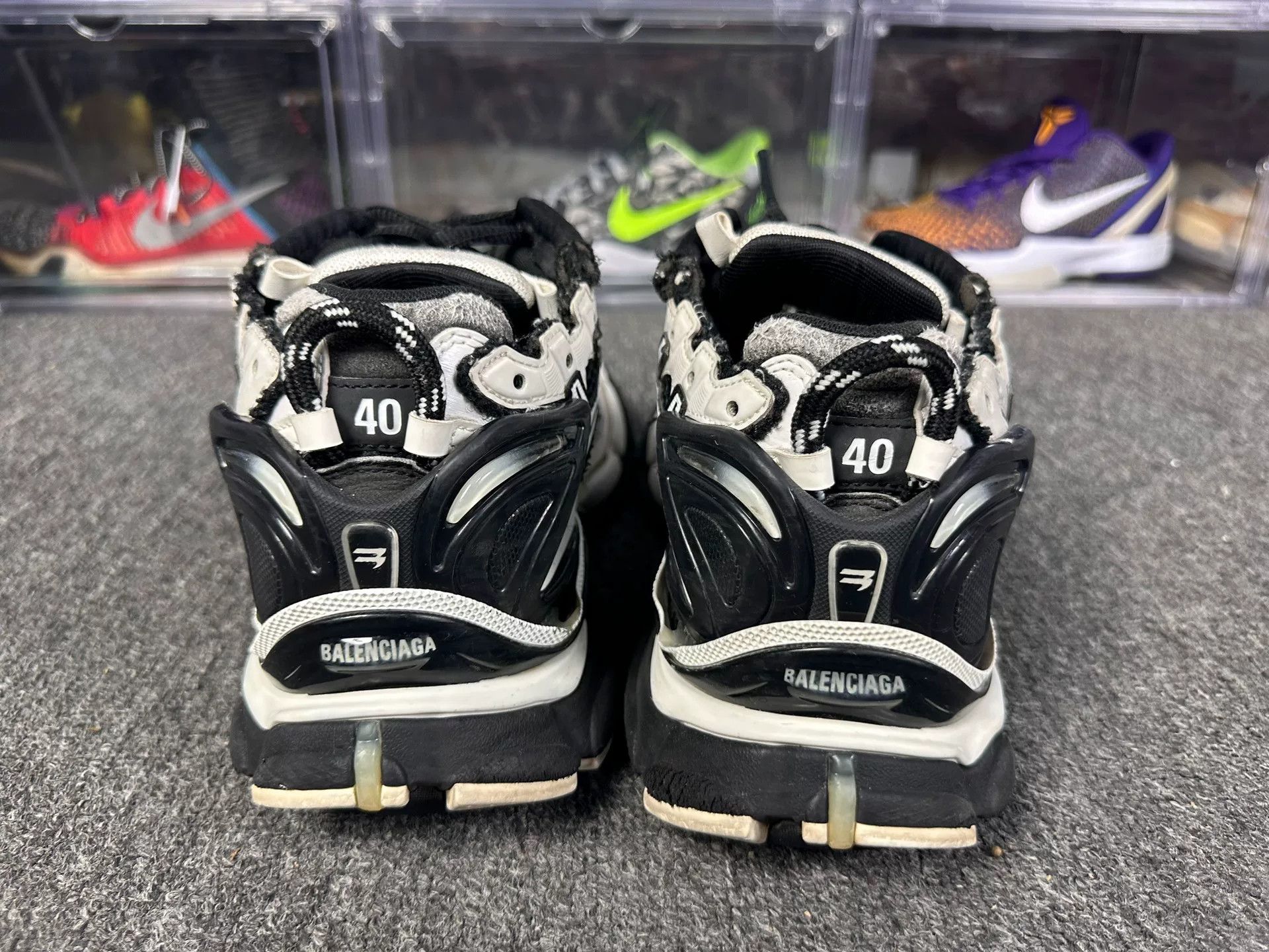Balenciaga Balenciaga Running Black Lowtop Sneakers 7 Men Size US 7 / EU 40 - 5 Thumbnail