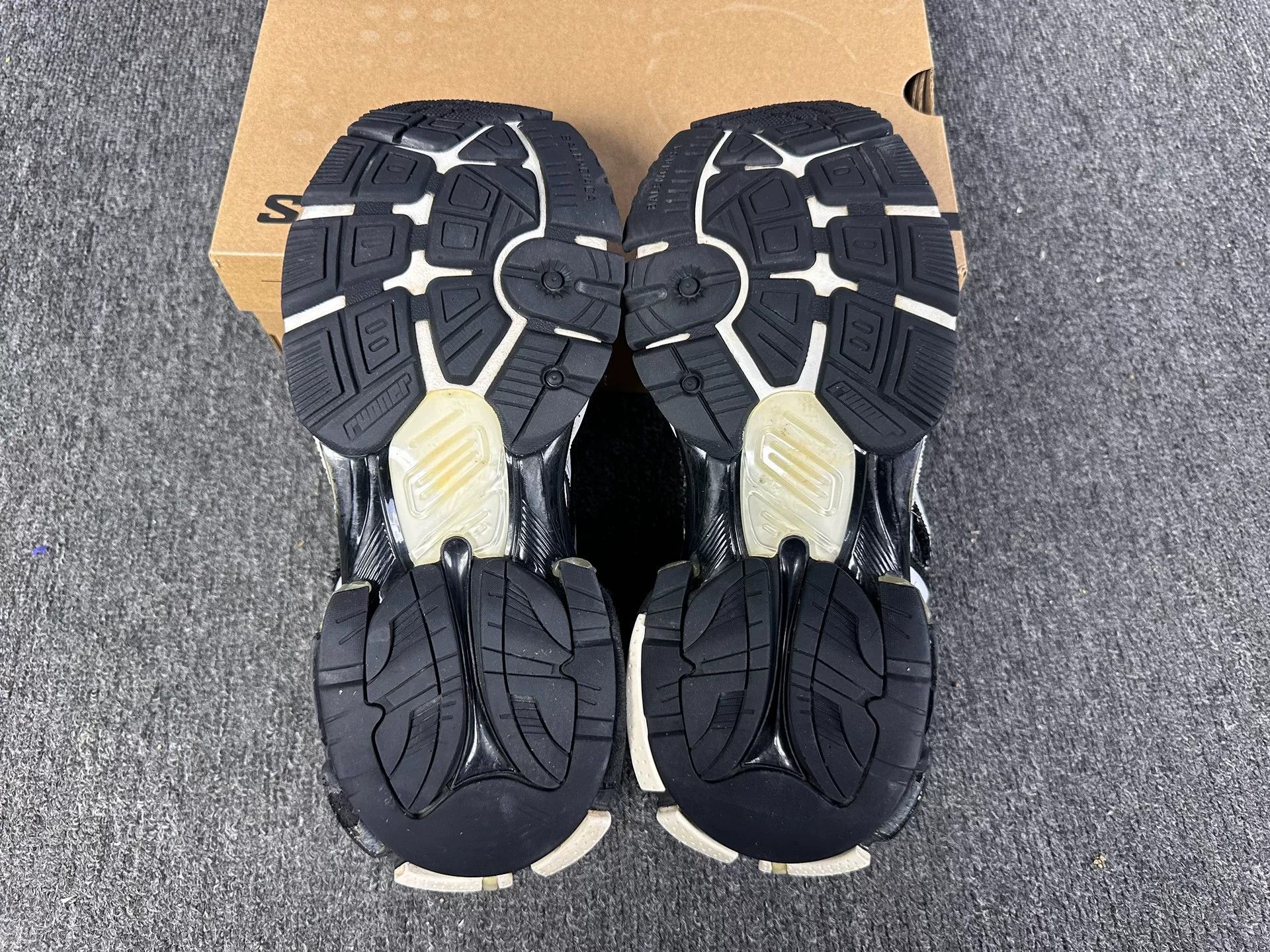 Balenciaga Balenciaga Running Black Lowtop Sneakers 7 Men Size US 7 / EU 40 - 6 Thumbnail