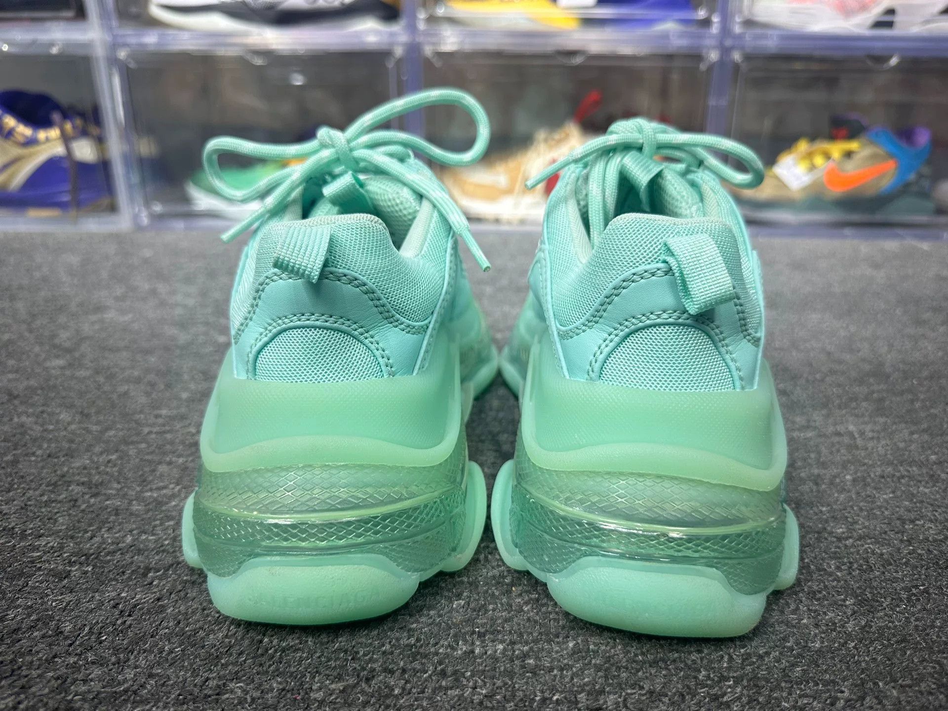 Balenciaga Balenciaga Green Lowtop Sneakers us_7 Women Size US 7 / IT 37 - 5 Thumbnail