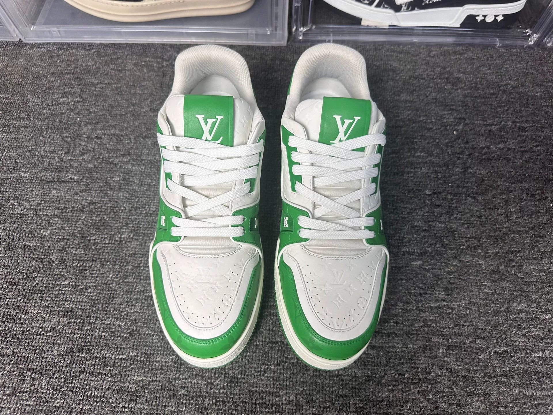 Louis Vuitton Louis Vuitton Training Green Lowtop Sneakers 8 Men Size US 8 / EU 41 - 4 Thumbnail