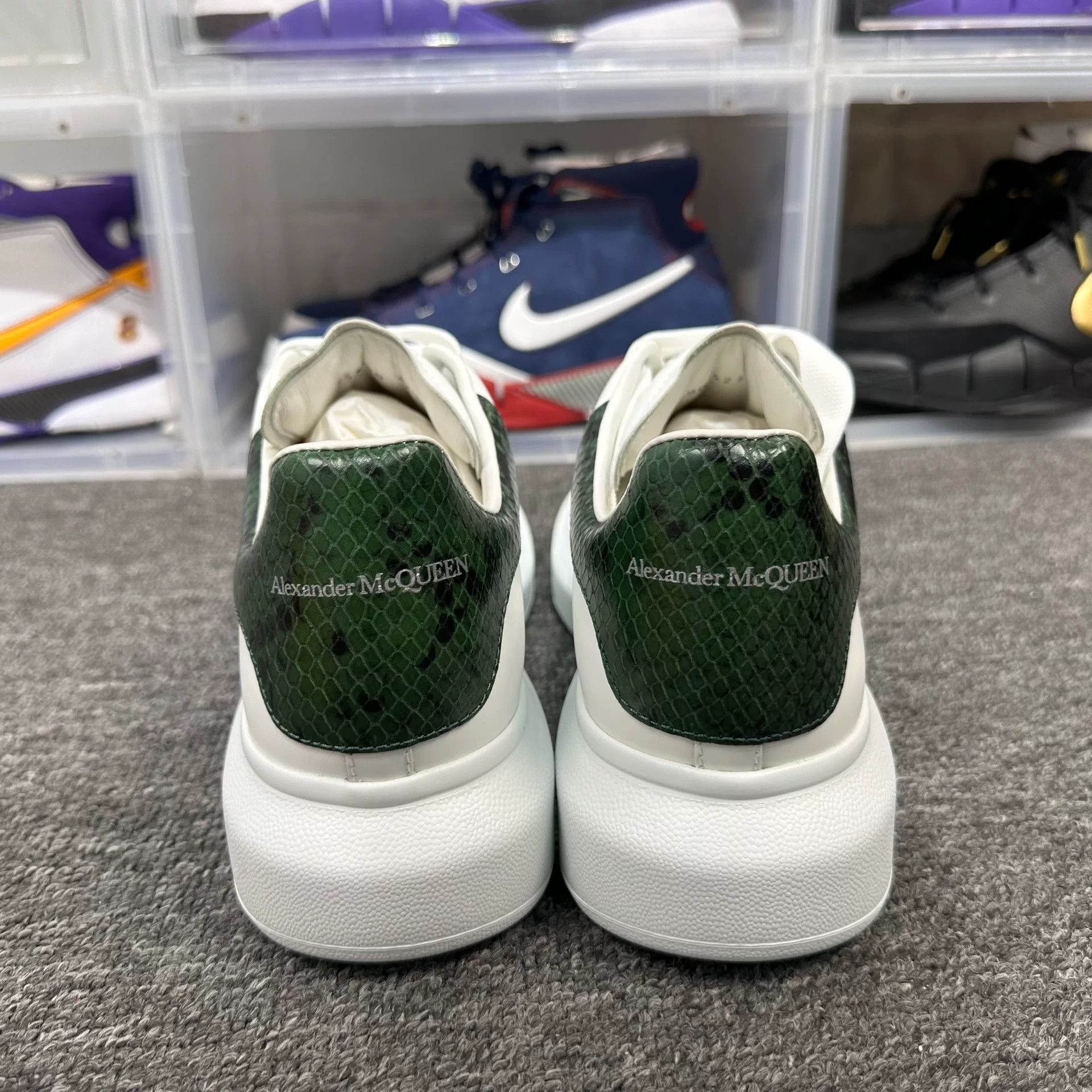 Alexander McQueen Alexander McQueen Lowtop Sneakers 9 Men Size US 9 / EU 42 - 5 Thumbnail